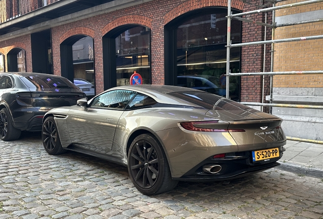 Aston Martin DB11 V8