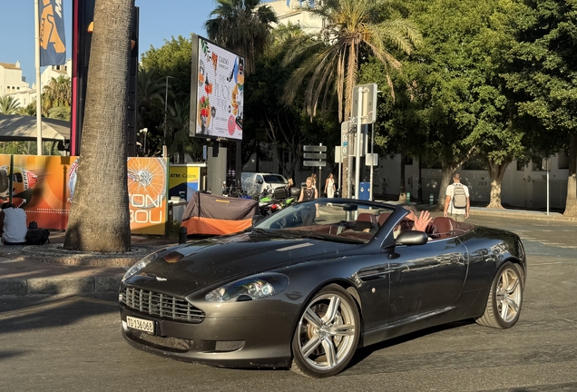 Aston Martin DB9 Volante