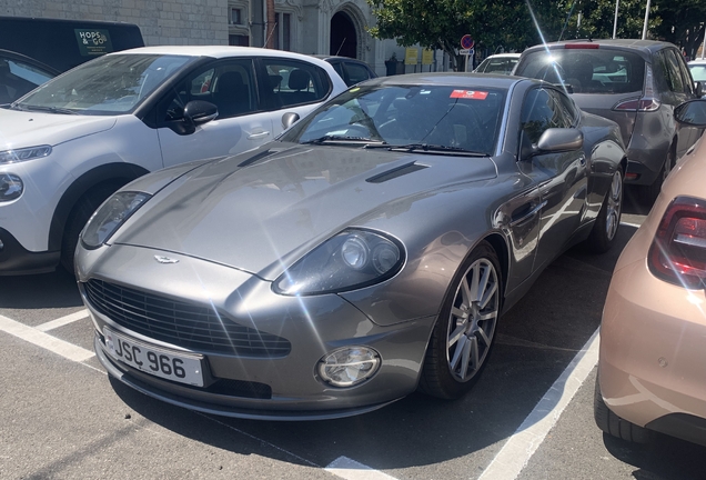 Aston Martin Vanquish S