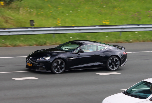 Aston Martin Vanquish S 2017