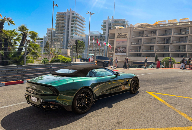 Aston Martin Vanquish Volante 2025