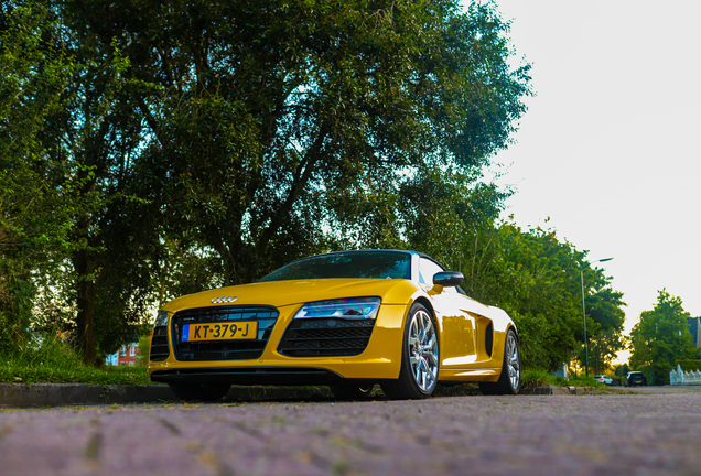 Audi R8 V10 Spyder 2013