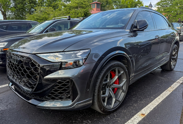 Audi RS Q8 2024