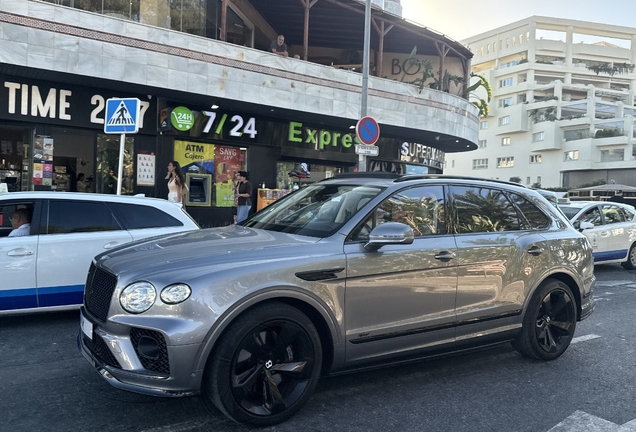 Bentley Bentayga Hybrid 2021 First Edition