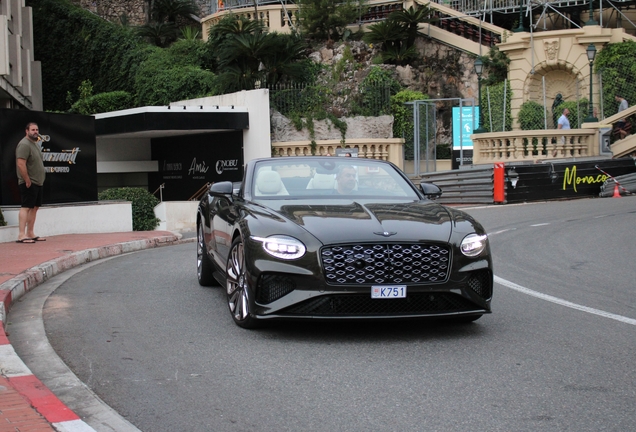 Bentley Continental GTC Mulliner 2025