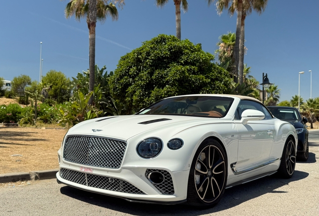 Bentley Continental GTC V8 2020
