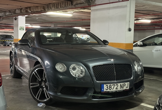 Bentley Continental GTC V8