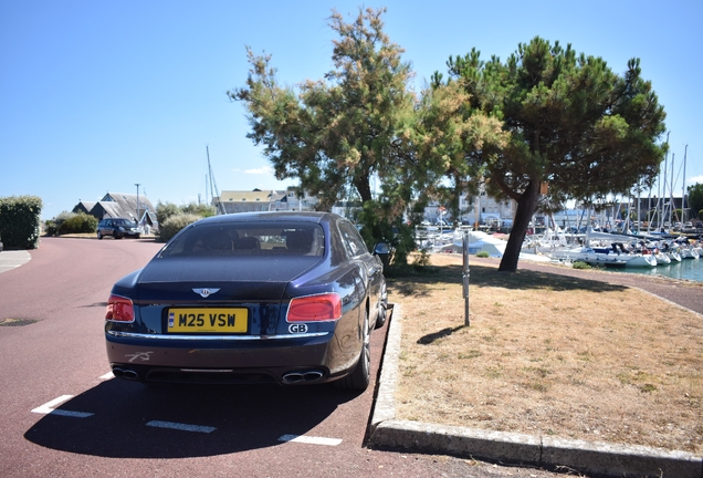 Bentley Flying Spur V8