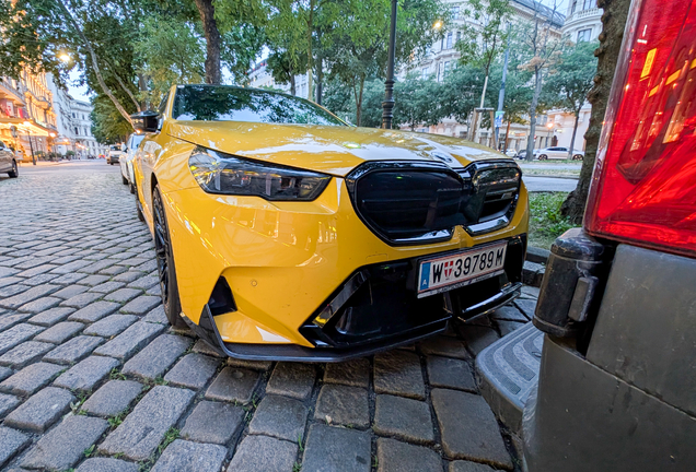 BMW M5 G90