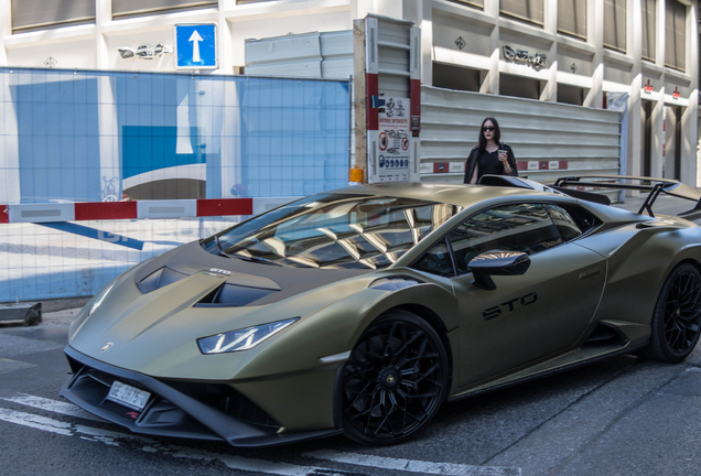 Lamborghini Huracán LP640-2 STO