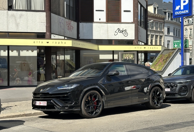 Lamborghini Urus Performante
