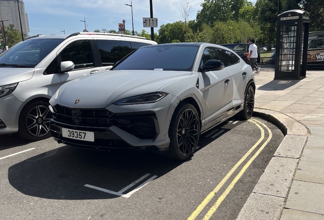 Lamborghini Urus SE