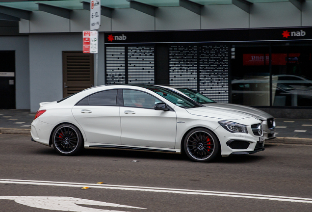 Mercedes-AMG CLA 45 C117