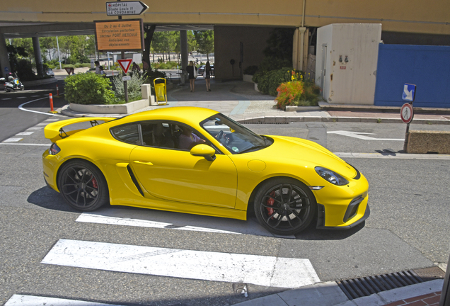 Porsche 718 Cayman GT4