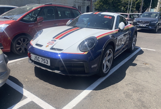 Porsche 992 Dakar