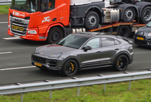 Porsche Cayenne Coupé Turbo E-Hybrid