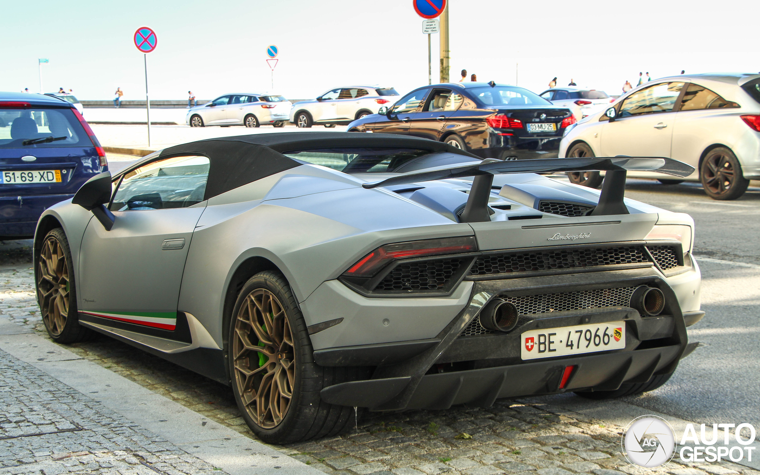 Lamborghini Huracán LP640-4 Performante Spyder