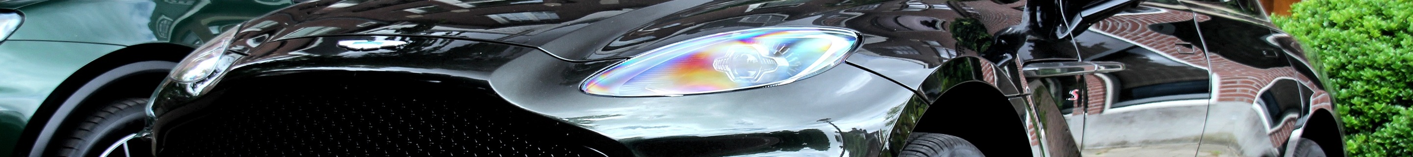 Aston Martin DBX S
