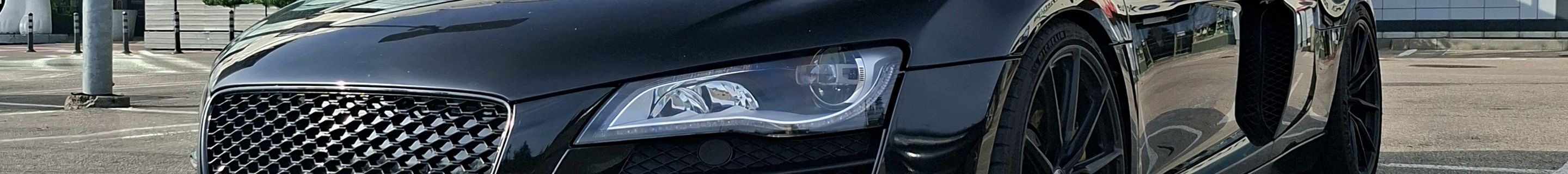 Audi R8 V10