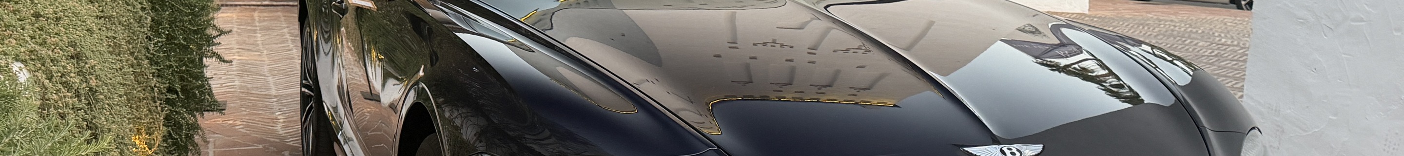 Bentley Continental GTC 2025