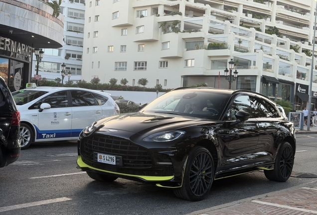 Aston Martin DBX707