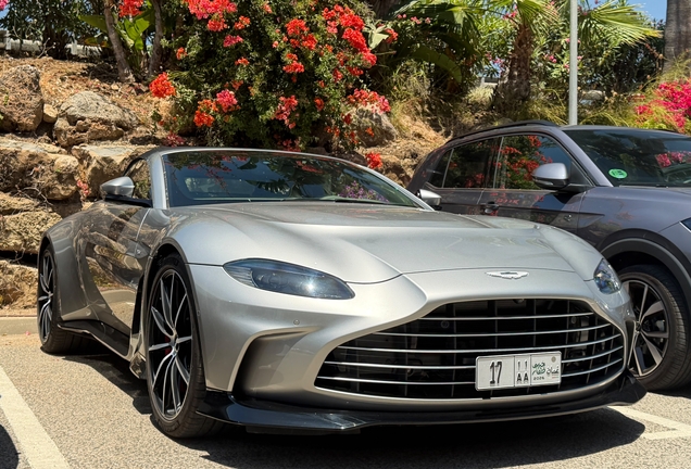 Aston Martin V12 Vantage Roadster 2023