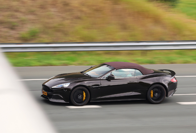 Aston Martin Vanquish Volante