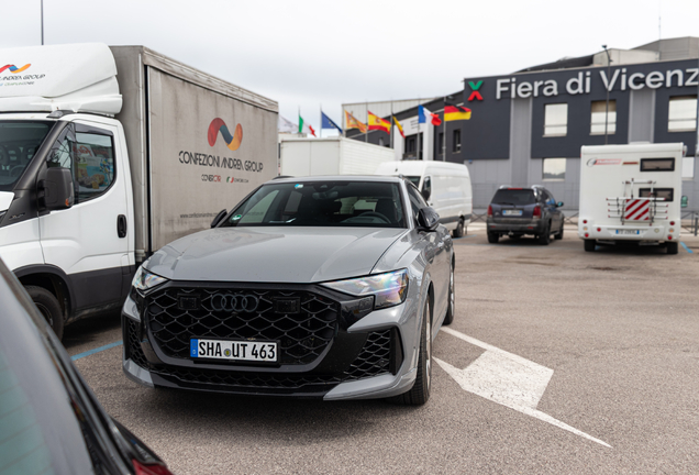 Audi RS Q8 2024