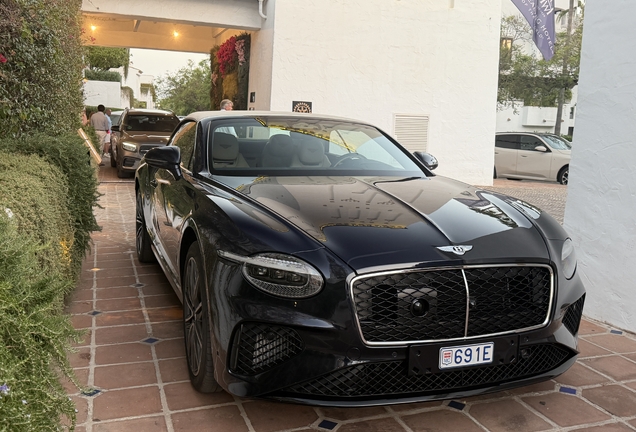 Bentley Continental GTC 2025