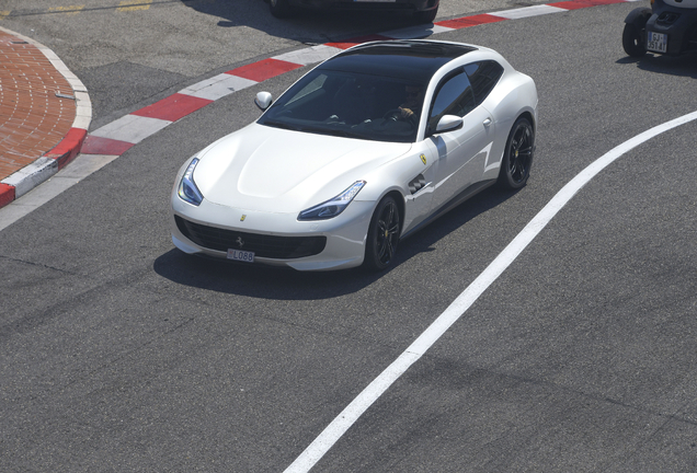 Ferrari GTC4Lusso T
