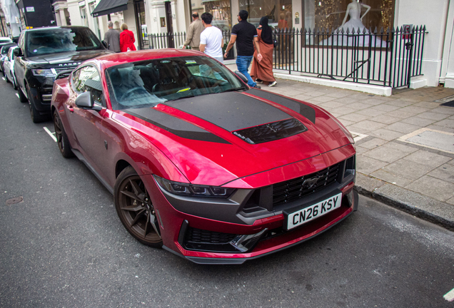 Ford Mustang Dark Horse 2024