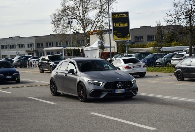 Mercedes-AMG A 45 S W177