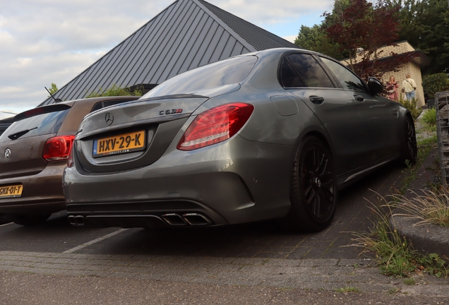 Mercedes-AMG C 63 S W205