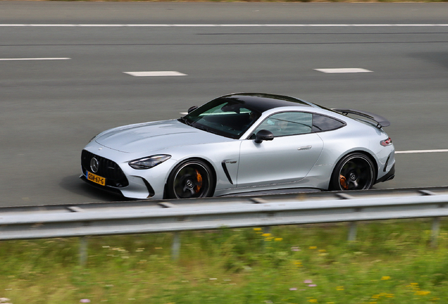 Mercedes-AMG GT 63 C192