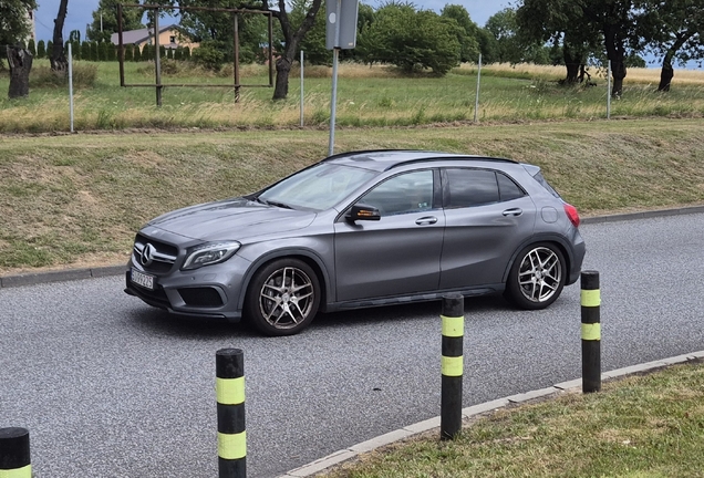 Mercedes-Benz GLA 45 AMG X156