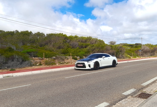 Nissan GT-R 2017