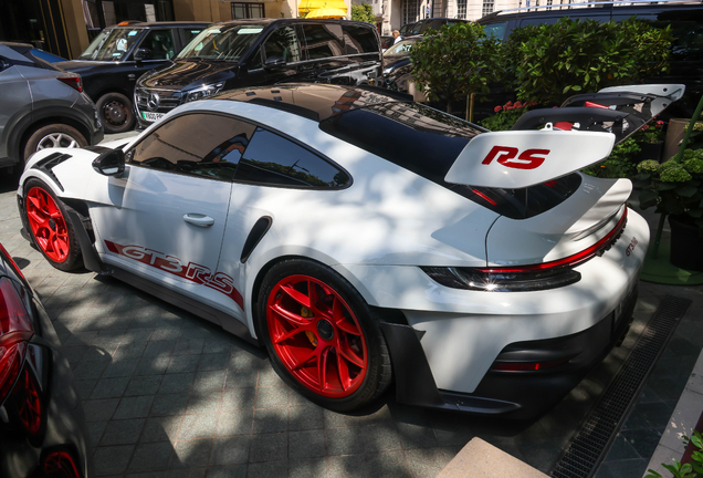 Porsche 992 GT3 RS MkI Weissach Package