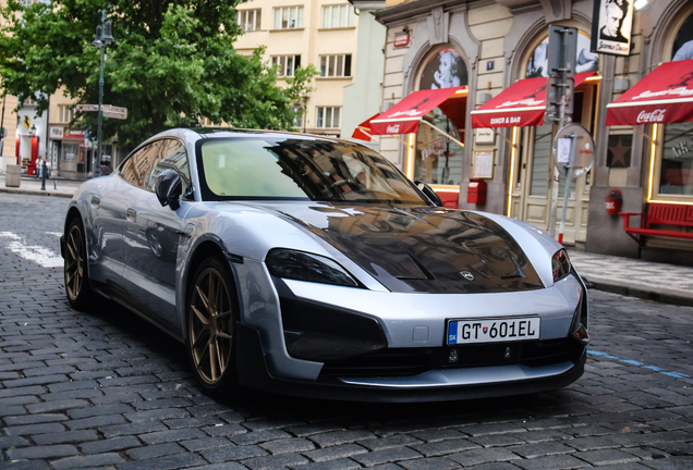 Porsche Taycan Turbo GT Kliment GT