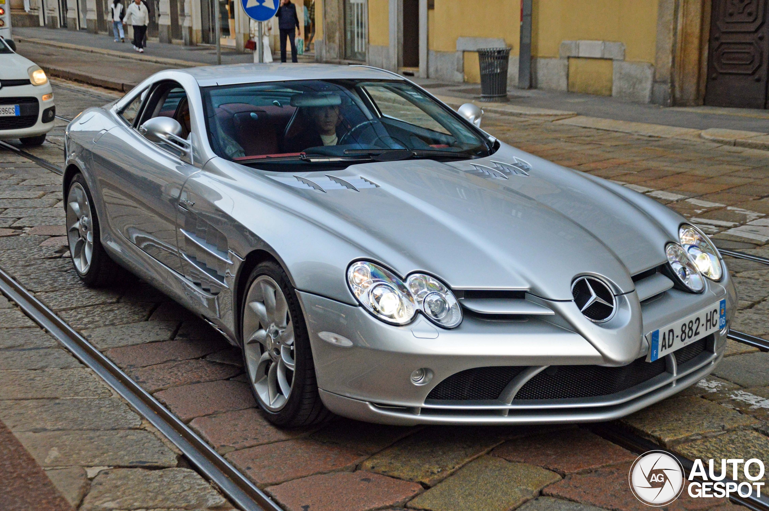 Mercedes-Benz SLR McLaren