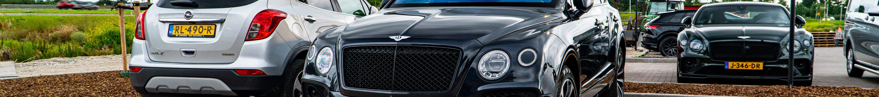 Bentley Bentayga V8