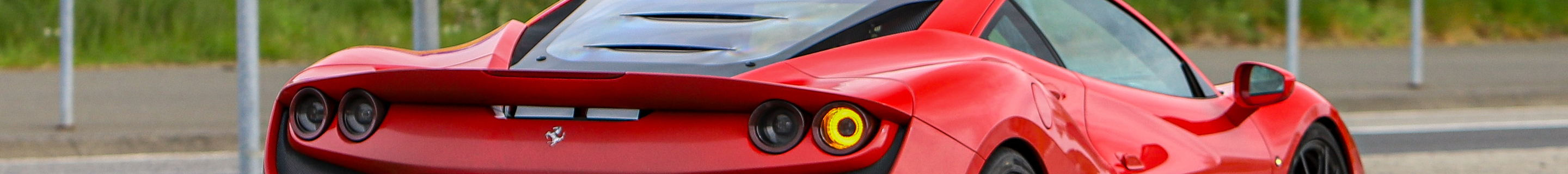 Ferrari F8 Tributo
