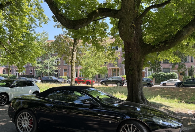 Aston Martin DB9 Volante