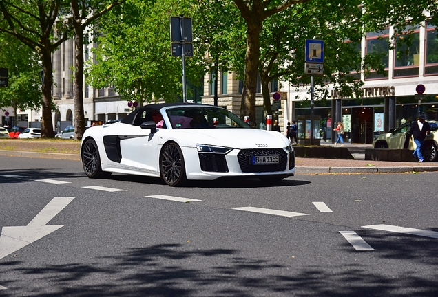 Audi R8 V10 Spyder 2016