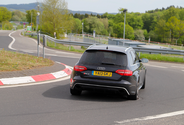 Audi RS4 Avant B8