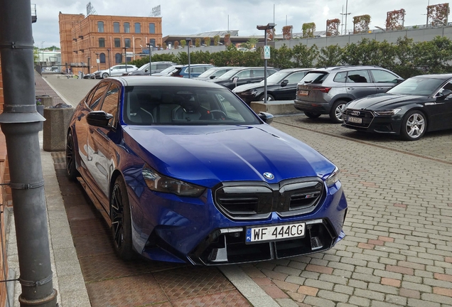 BMW M5 G90