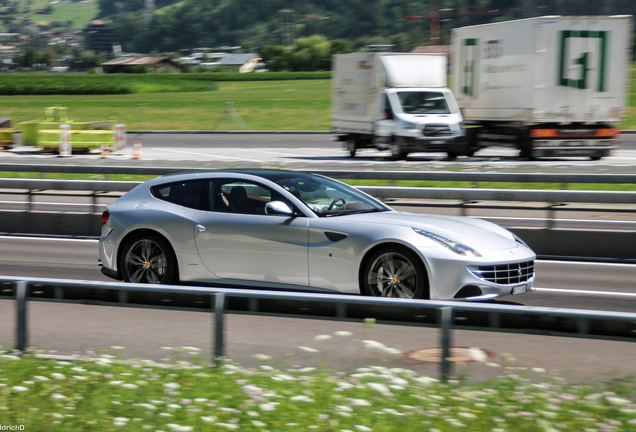 Ferrari FF