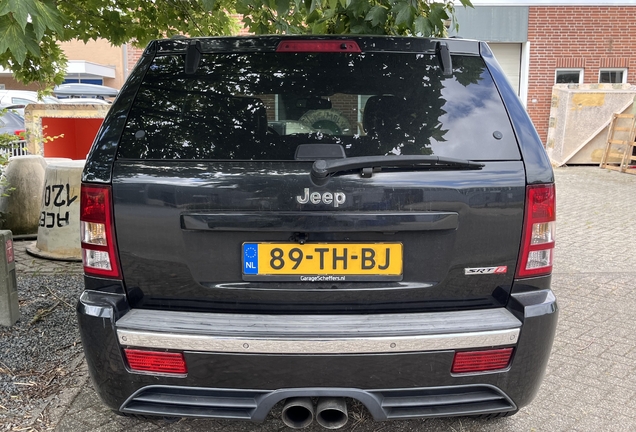 Jeep Grand Cherokee SRT-8 2005