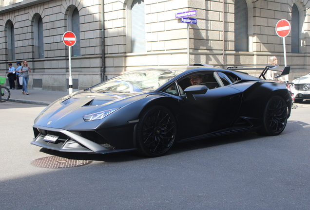 Lamborghini Huracán LP640-2 STO