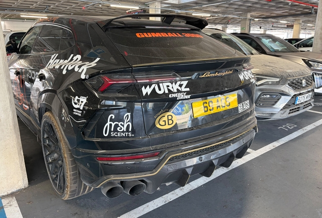 Lamborghini Urus Nero Design