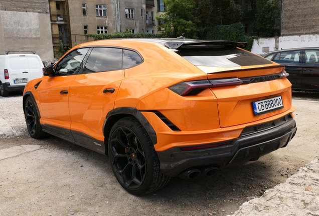 Lamborghini Urus Performante